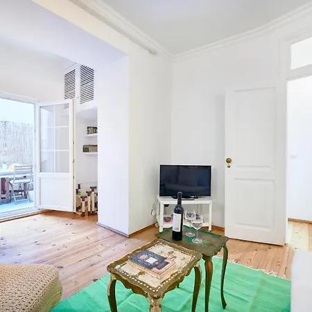 Spacious Bairro Alto With Courtyard, By Timecooler アパート *
