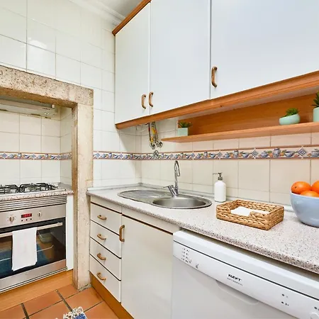 Spacious Bairro Alto With Courtyard, By Timecooler 아파트