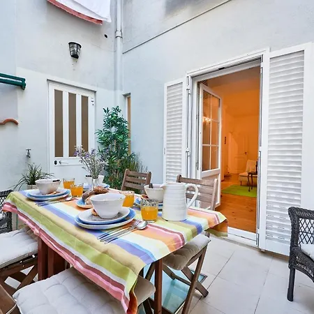 Spacious Bairro Alto With Courtyard, By Timecooler Apartment *