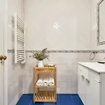 Διαμέρισμα Spacious Bairro Alto With Courtyard, By Timecooler *