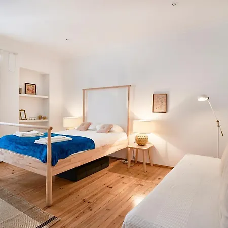 Apartament Spacious Bairro Alto With Courtyard, By Timecooler Lizbona