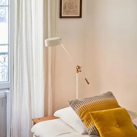 Apartament Spacious Bairro Alto With Courtyard, By Timecooler