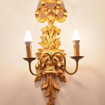 Spacious Bairro Alto With Courtyard, By Timecooler Lisboa