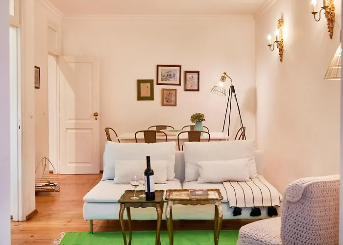 公寓 Spacious Bairro Alto With Courtyard, By Timecooler