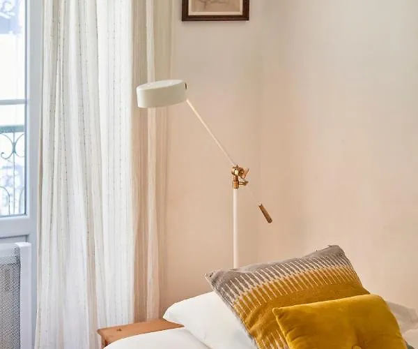 公寓 Spacious Bairro Alto With Courtyard, By Timecooler