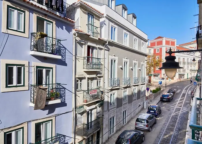 公寓 Spacious Bairro Alto With Courtyard, By Timecooler